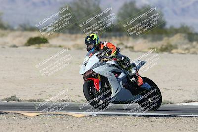 media/Dec-04-2025-Racers Edge (Thu) [[5ebc9f124d]]/3-B Group/1-Session 1 (Turn 7)/